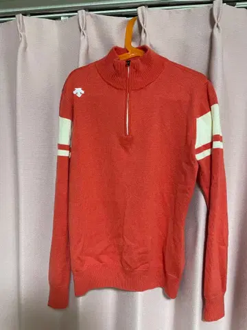 데상트 스웨터 M