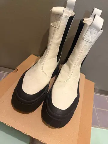 PUMA 통굽 사이드 고어 부츠