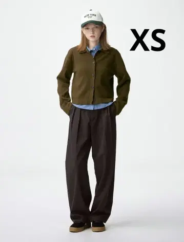 GU 치노 배럴 레그 턱 팬츠