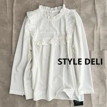 새상품 스타일 델리 프릴 블라우스 아이보리 고급 퍼프 슬리브