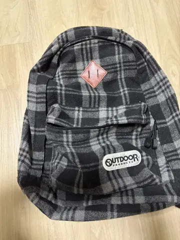 OUTDOOR PRODUCTS 체크 무늬 백팩