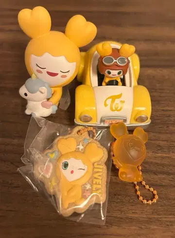 TWICE 지효 가챠 참 4종 세트