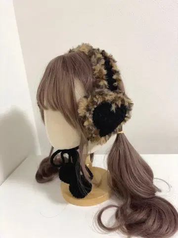 세일 하트 귀도리 블랙 핸드메이드 귀마개 레오파드