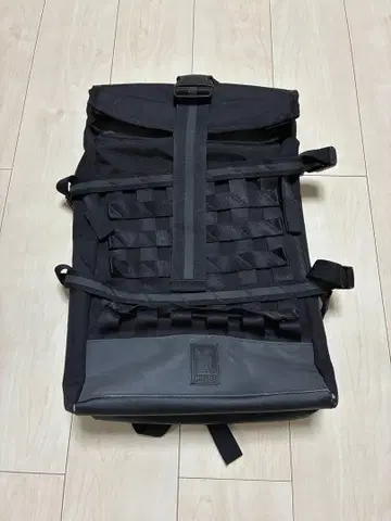 CHROME (크롬) BARRAGE CARGO 백팩 22l