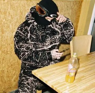 unknownlondon REFLECTIVE SCRATCH 셋업