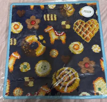 [ 미개봉 새상품 ] 페이 타월 손수건 피카 타임 네이비 블루