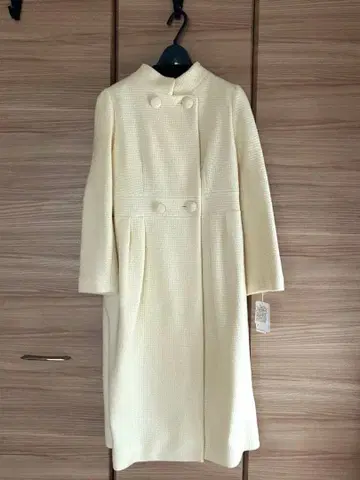 스트로베리 필드 스탠드 카라 코트 M 화이트