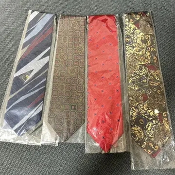 넥타이 묶음 판매 빈티지 올 패턴 구제 의류 실크