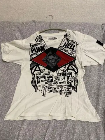 SEDITIONARIES 그래픽 T셔츠 M 사이즈