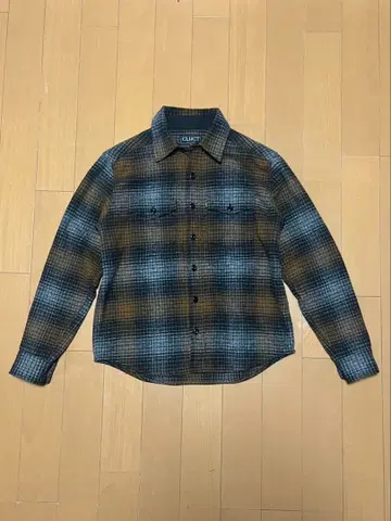 CLUCT 체크 무늬 플란넬 셔츠 M
