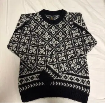 바토너 모헤어 니트