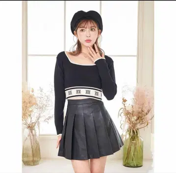 화이트 DD 모노그램 스퀘어넥 상의