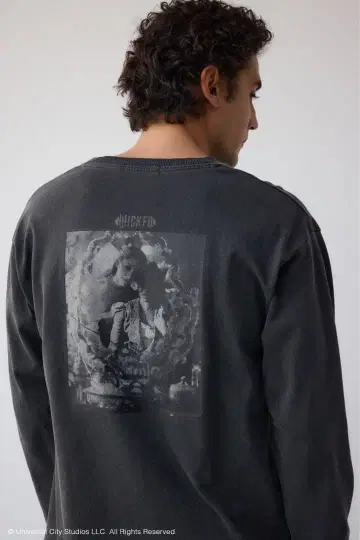 [ 미개봉 새상품 ] WICKED x AZUL 긴팔 사진 T셔츠 위키드