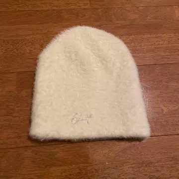 6knot 화이트 니트 모자