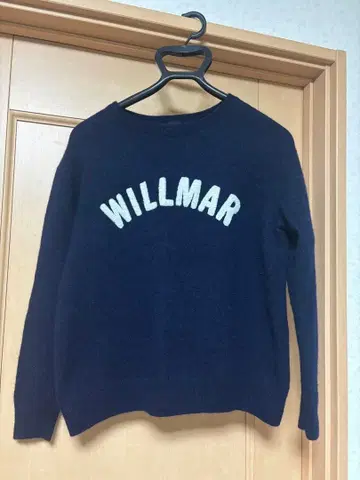 스픽 앤 스팬 자수 로고 니트 스웨터