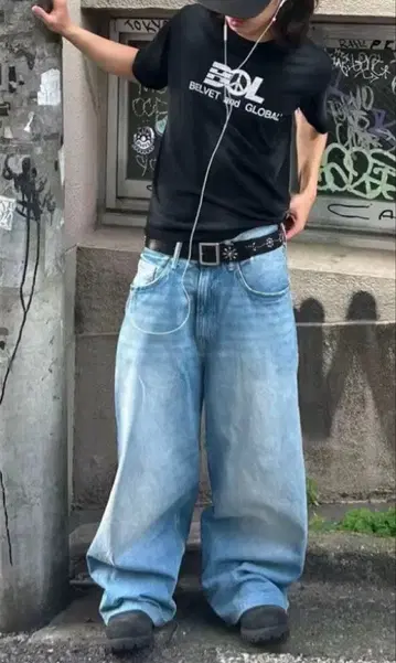 H&M 슈퍼 배기 데님 28/30