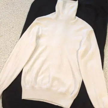 GALERIE VIE 캐시미어 100% 터틀넥 니트 2024년