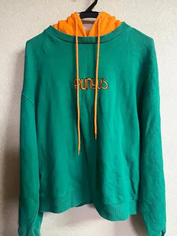 푸뉴즈 후드티 그린 오렌지 와타나베 나오미