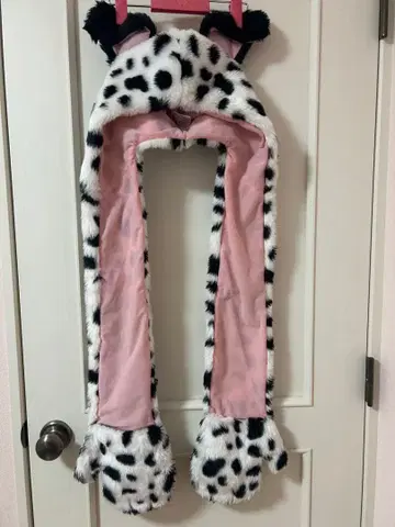 디즈니 101마리 강아지 후드 부착 머플러 장갑 팬캡