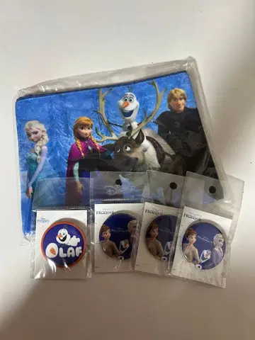 안나와 눈의 여왕 파우치와 배지 세트