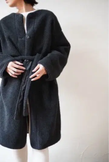 [컨디션 최상] ARCHI Boa Fleece Piping Coat