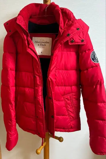 Abercrombie & Fitch 후드 부착 다운 자켓 M 레드