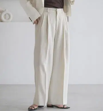 LOWRYS FARM 홉색 와이드 팬츠 아이보리 M 롤리스