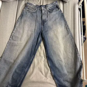 H&M 슈퍼 배기 데님