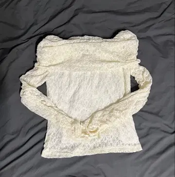 [ treat Urself ] 트리트유어셀프 블라우스 ( white )