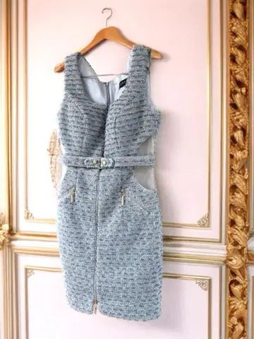 IRMA 스카이블루 트위드 슬리브리스 드레스