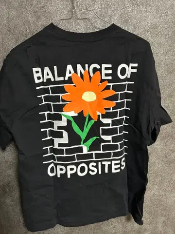 RVCA 꽃무늬 T셔츠 반팔