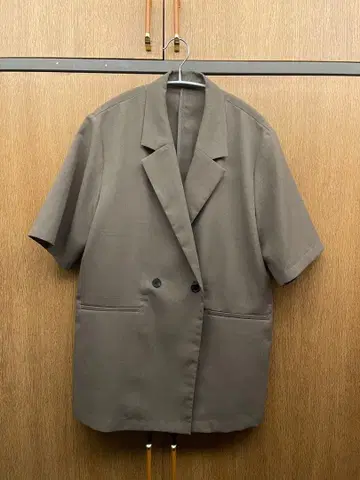 반팔 테일러드 자켓 UNITED ARROWS 브라운