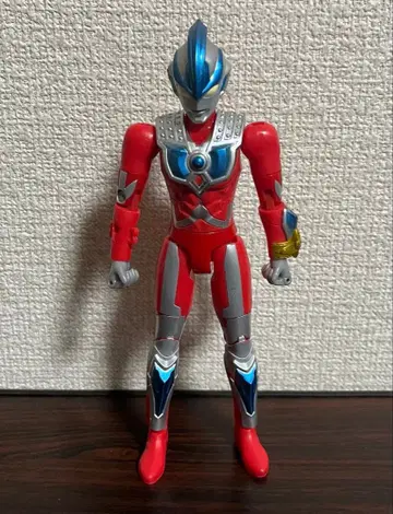 울트라 체인지 시리즈 울트라맨 긴가 긴가 스트리움 피규어