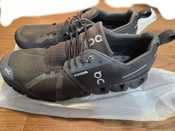 On Cloud5 waterproof 28.0cm