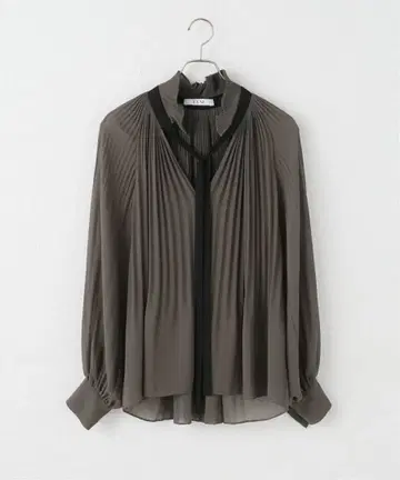 L'UNE 플리츠 셔츠 브라운