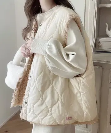 푹신한 2way 충전솜 퀼팅 x 퍼 리버서블 오버 사이즈 베스트