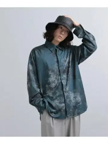 HARE 샤이니 BLUR 패턴 셔츠