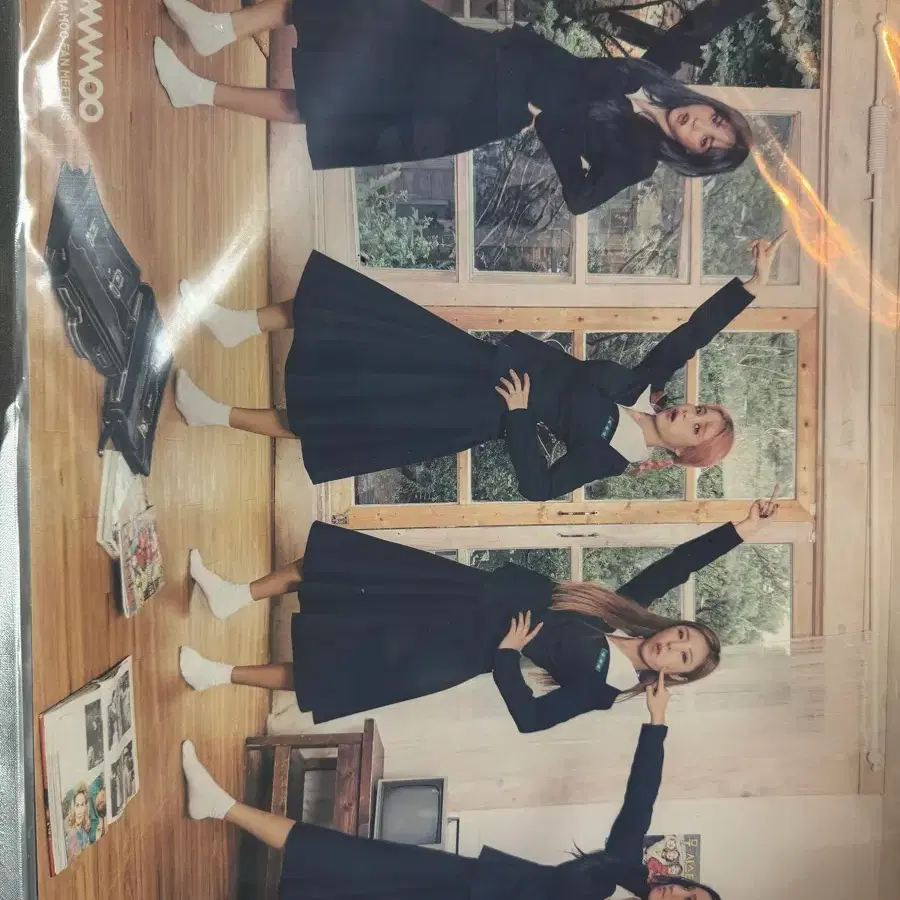 미개봉 마마무 2017 팬미팅 포스터 솔라 문별 휘인 화사