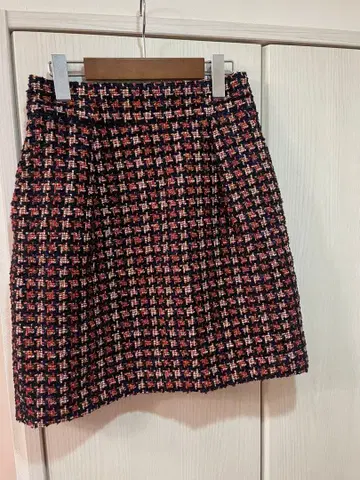 리랜드트루 트위드 스커트