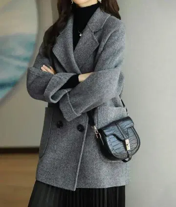 그레이 더블 브레스트 체스터 코트