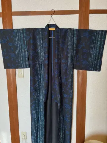 워셔블 기모노 코몬 네이비 컬러