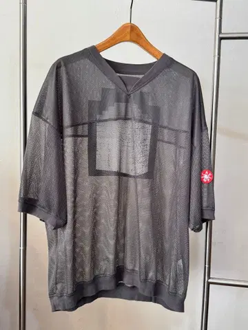 C.E MESH V NECK TOP L 사이즈