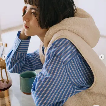 SM2 리버서블 보아 베스트 아이보리