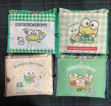 산리오 케로케로케로피 접이식 에코백 아베일 체크 도트 무늬