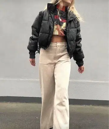 블랙 숏 다운 자켓