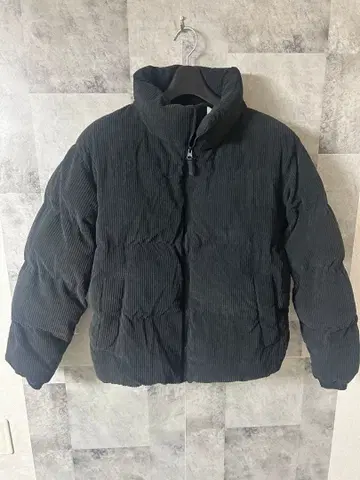 GU 지유 코듀로이 블랙 패딩 자켓