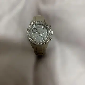 AGATHA 러버 워치