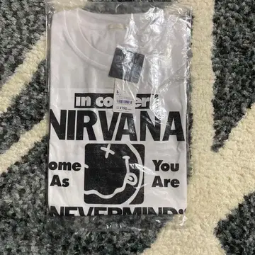 GU NIRVANA 티셔츠 never mind 닐바나 네버마인드