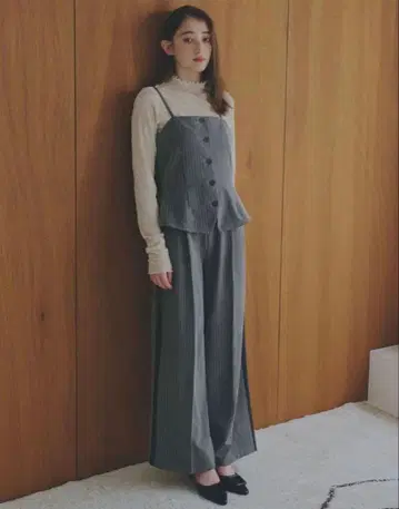 so4u 핀스트라이프 뷔스티에 셋업