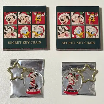 디즈니 스토어 크리스마스 시크릿 키체인 미키&미니